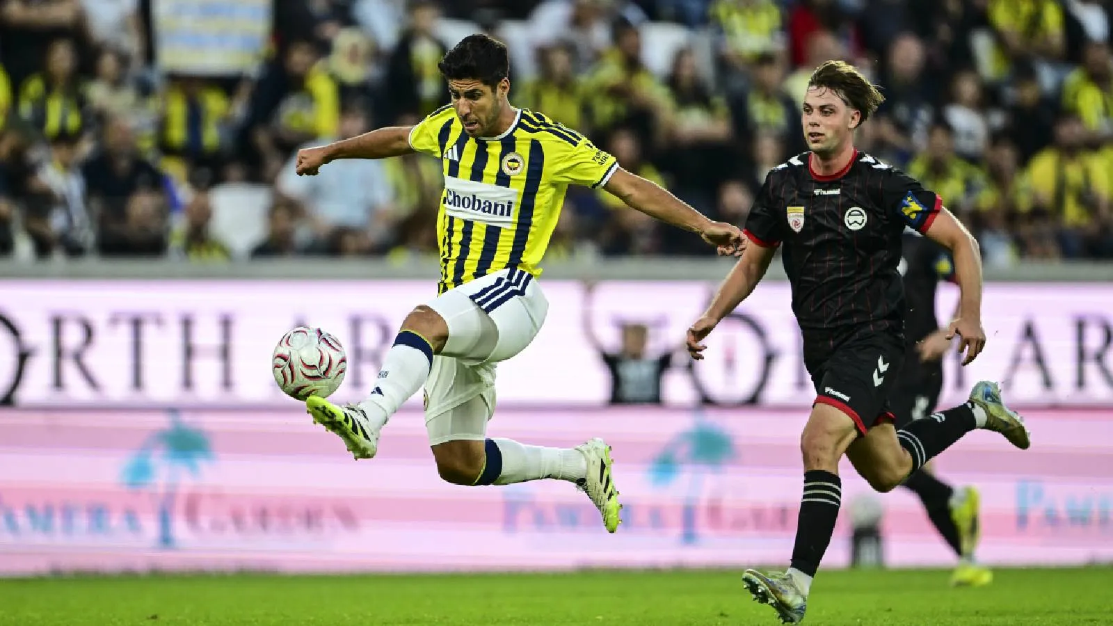 Fenerbahçe yeni sezona 5 golle başladı: Avusturya kampında Admira Wacker'i rahat geçti