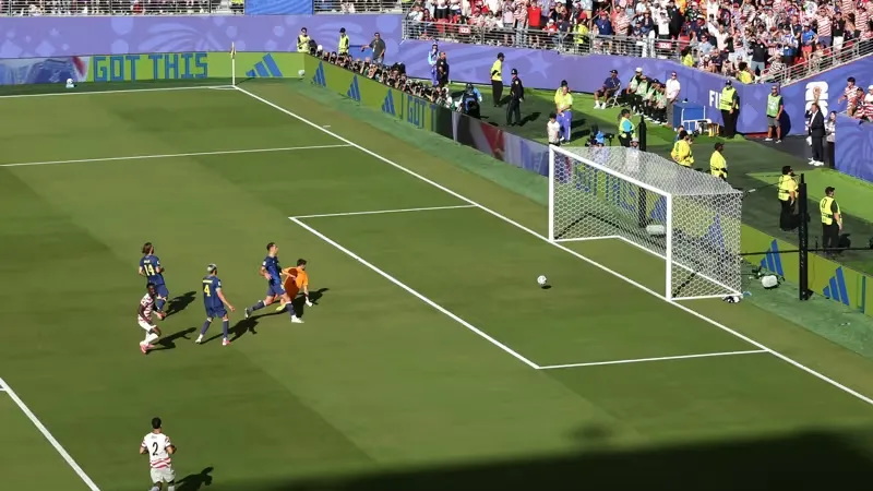 2026 Dünya Kupası | ABD kızardığı maçta Bosna Hersek'i 2 golle geçerek son 16 vizesini aldı