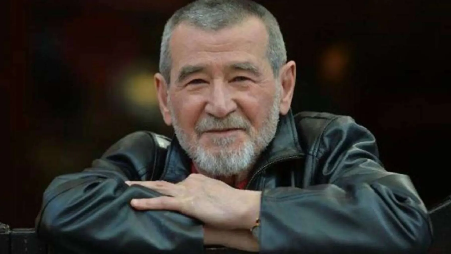 Ahmet Telli okuyor: Gidersen yıkılır bu kent...
