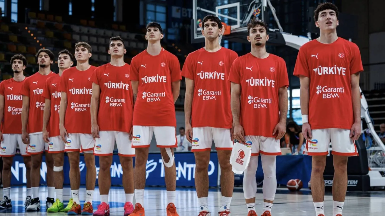 U18 Erkek Milli Basketbol Takımı, Slovakya'yı da geçerek grubu lider tamamladı