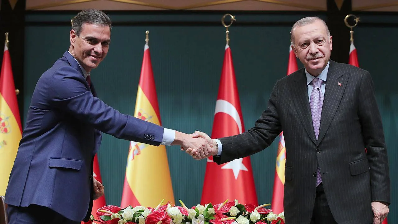 Cumhurbaşkanı Erdoğan, İspanya Hükümet Başkanı Sanchez ile telefonda görüştü