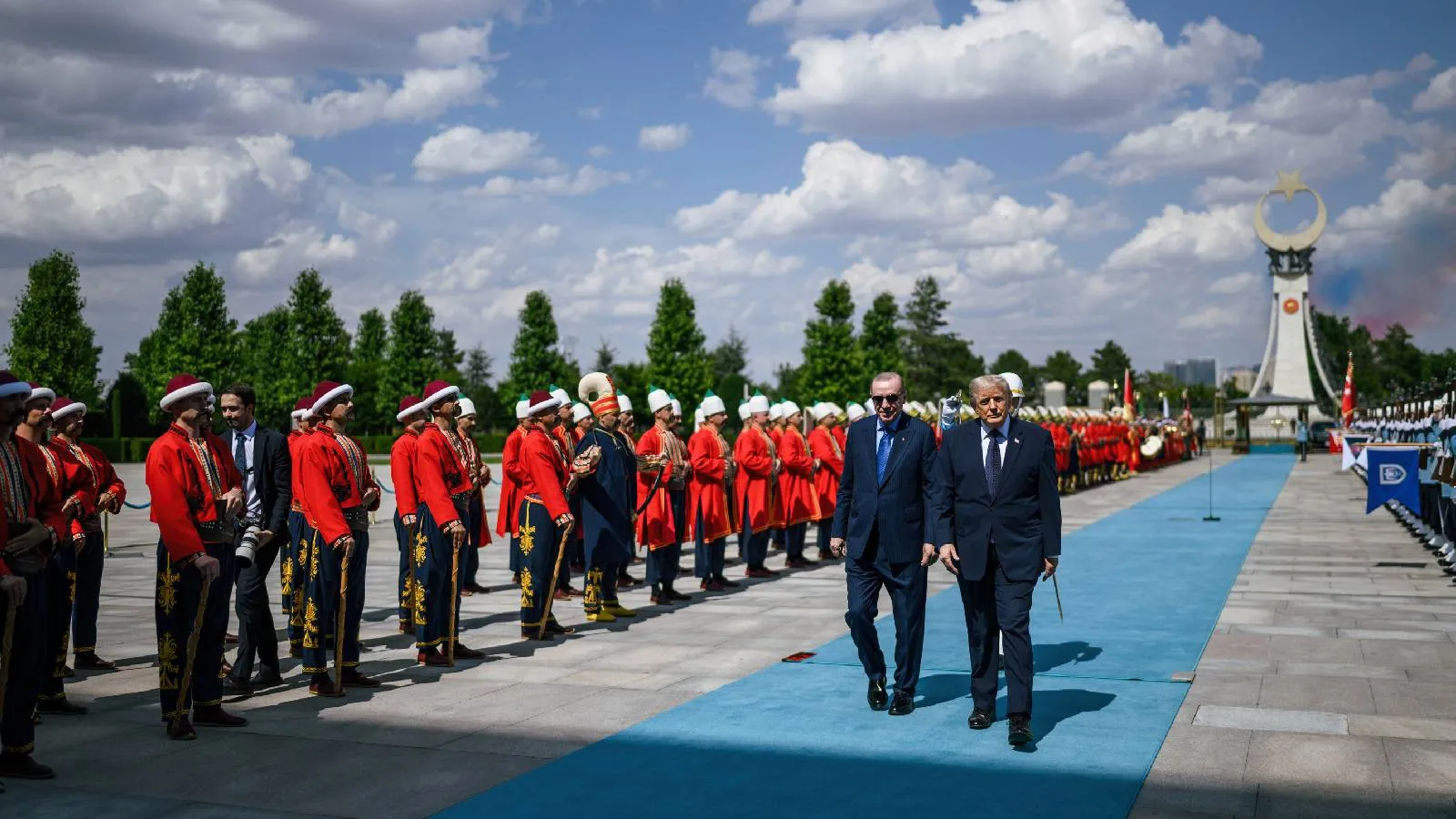 Beyaz Saray'dan NATO paylaşımı: Amerika dünya sahnesine geri döndü