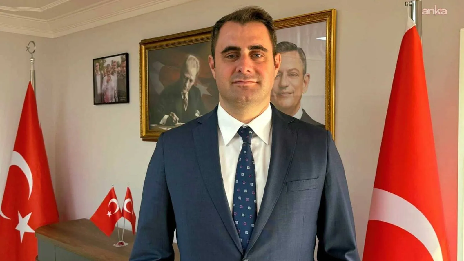 CHP İzmir İl Başkanlığı görevinden alınan Çağatay Güç, parti üyeliğinden istifa ettiğini açıkladı