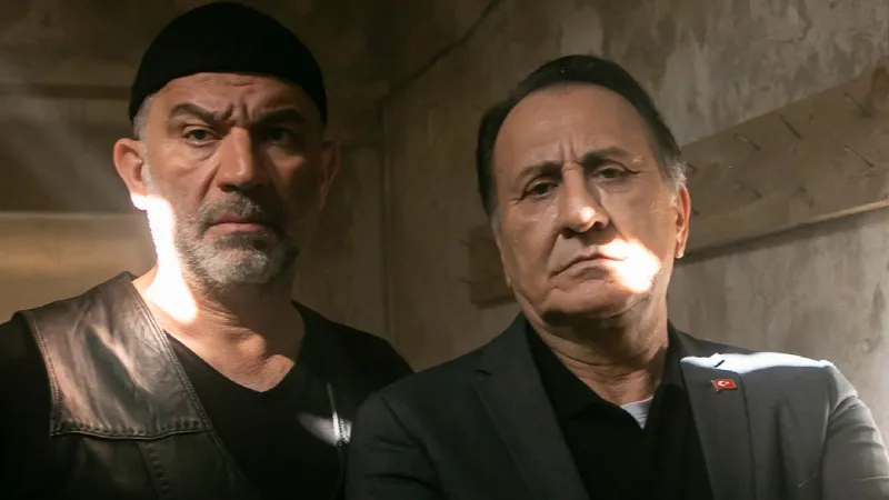 Bir devir kapanıyor: Arka Sokaklar'ın senaristinden final açıklaması!