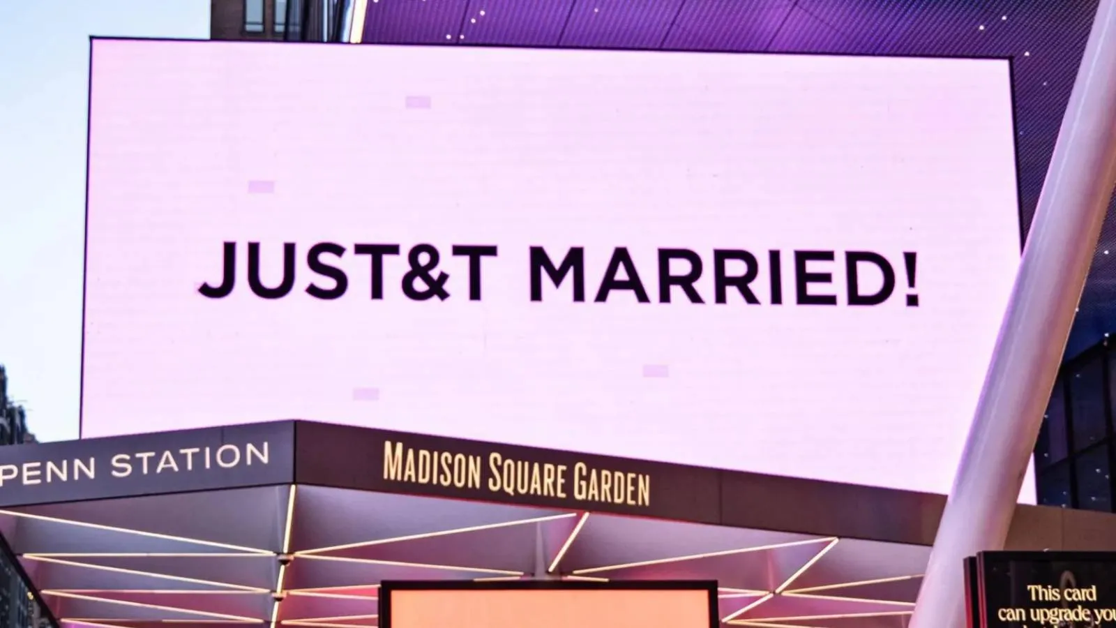 Taylor Swift ve Travis Kelce, resmen evlendi; New York'ta caddeler trafiğe kapatıldı, 'Swiftie'ler sokakları doldurdu!