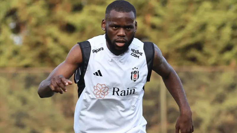 Beşiktaş'ta yolcular belli oldu
