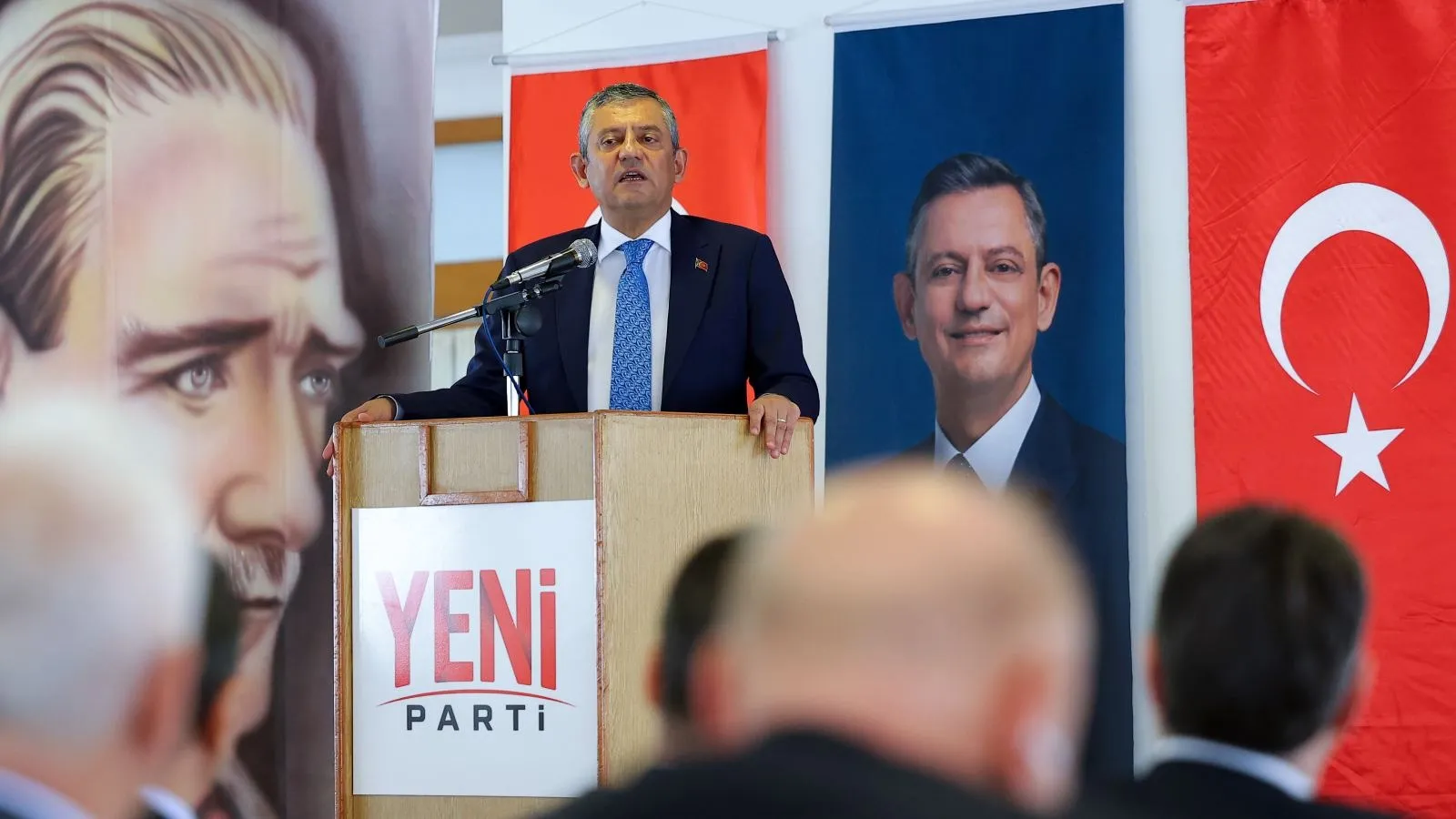 Özgür Özel Genel Başkan seçildi; Yeni Parti'nin grup başkanvekilleri, PM ve YDK üyeleri belli oldu