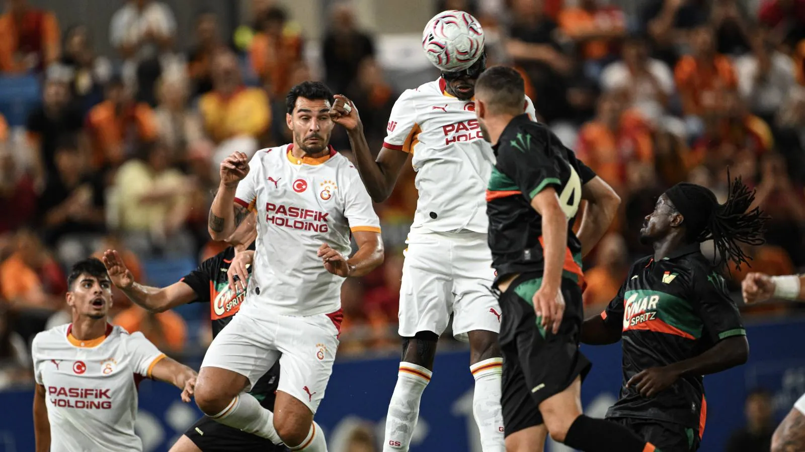 Galatasaray, hazırlık maçında Venezia'ya mağlup