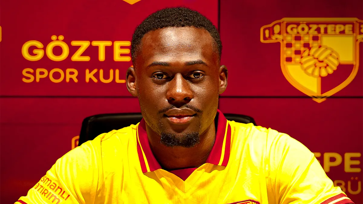 Chelsea'de forma giymişti, Göztepe'ye imza attı!
