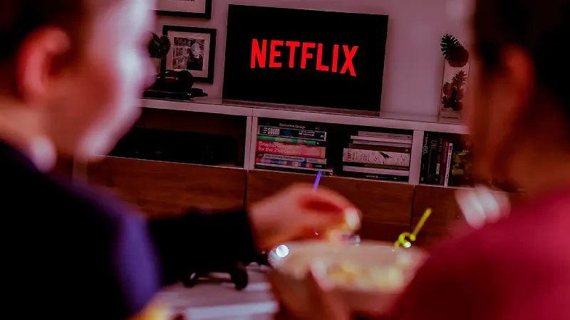 Yılın ilk yarısında Netflix'te en çok izlenen diziler belli oldu: Sevilen yapım, son sezonuyla listenin zirvesinde!
