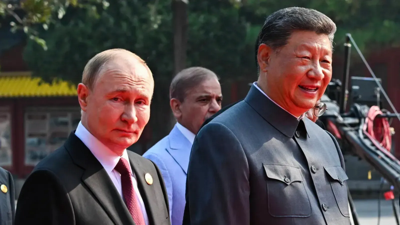 ABD Başkanı Trump: Şi ve Putin bana İran’a silah satmayacaklarını söyledi