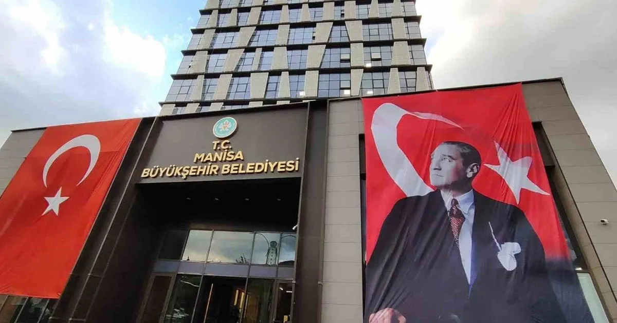 Manisa Büyükşehir Belediye Meclisi CHP Grup Başkanvekili gözaltına alındı