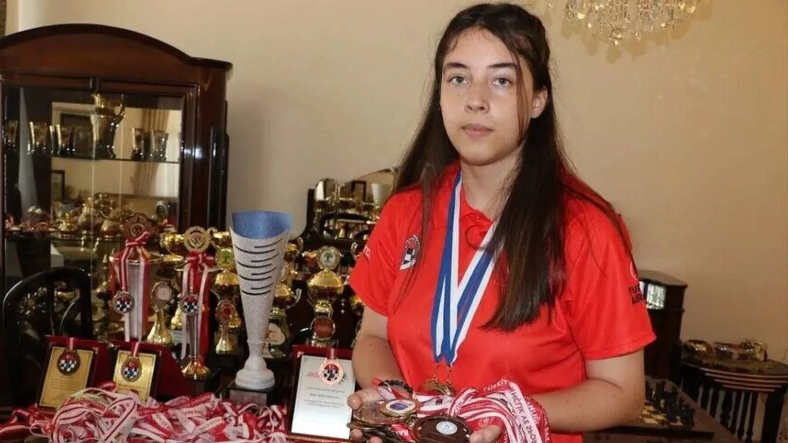 Satranççı Beren Kalyoncu, WFM ünvanı aldı