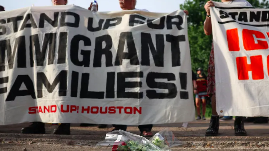 ABD'de göçmen polisinin bir kişiyi daha vurarak öldürmesi Houston’da protesto edildi!