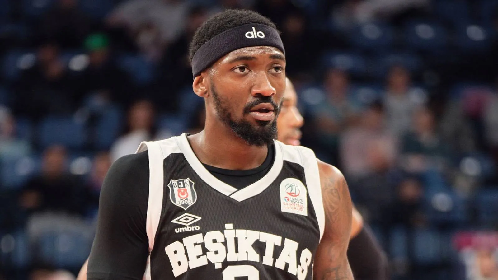 Beşiktaş, ABD'li basketbolcu Jonah Mathews ile yollarını ayırdı