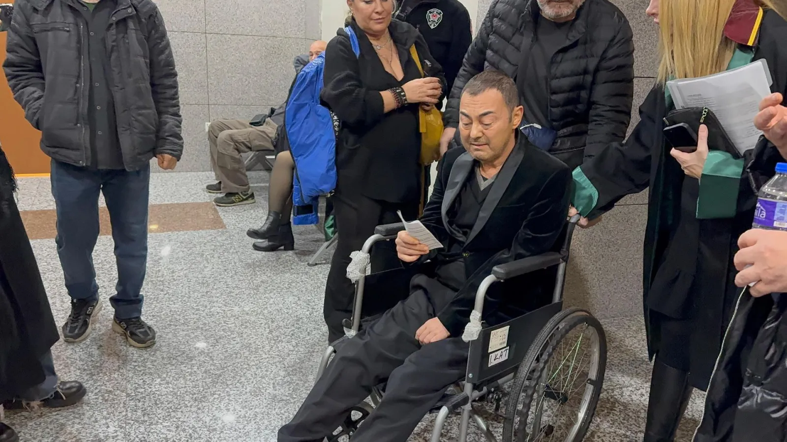 MS ile mücadele eden Serdar Ortaç: Ayaklarım çok kötü durumda, 30 gün hastanede kaldım
