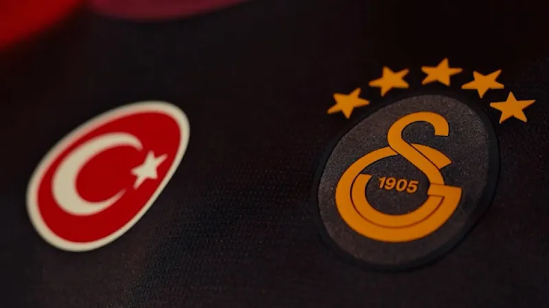 Galatasaray'da 2026-2027 sezonu formaları tanıtıldı: 5 yıldız ilk kez yan yana!