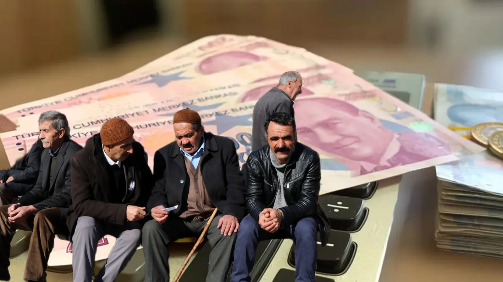 Eski AKP'li bakandan emeklilik sistemi için intibak yasası çağrısı