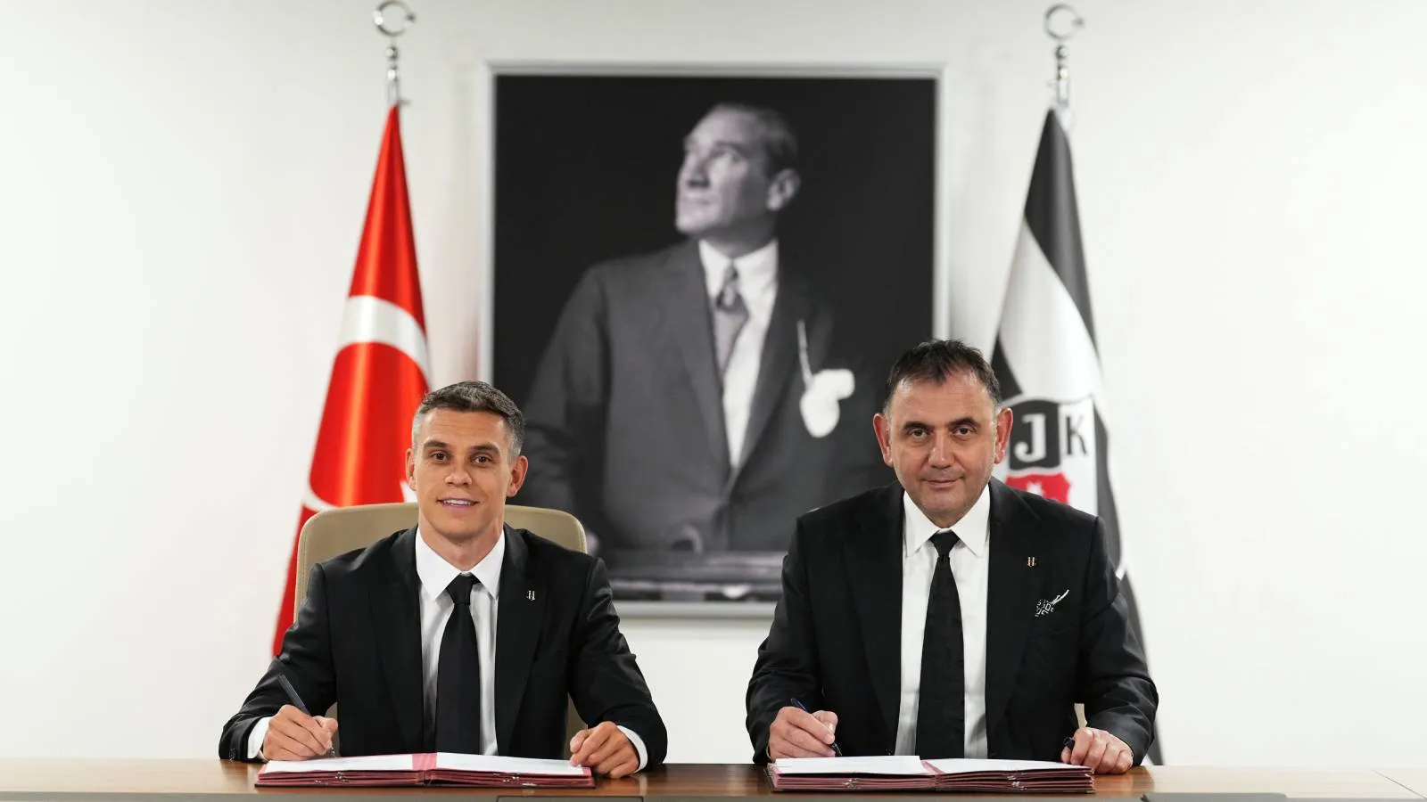 Trossard imzayı attı, Beşiktaş detayları KAP'a bildirdi: İşte maliyeti