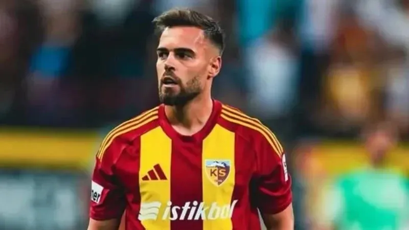 Kayserispor'da 3 futbolcu kadro dışı bırakıldı