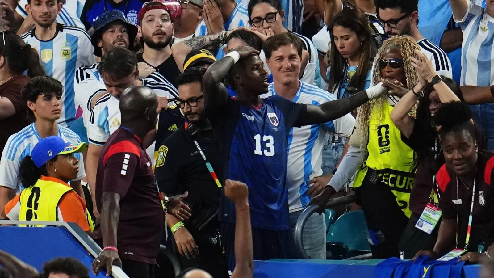 Trabzonspor'un yeni transferi Cabral: Messi'ye karşı oynamak harikaydı