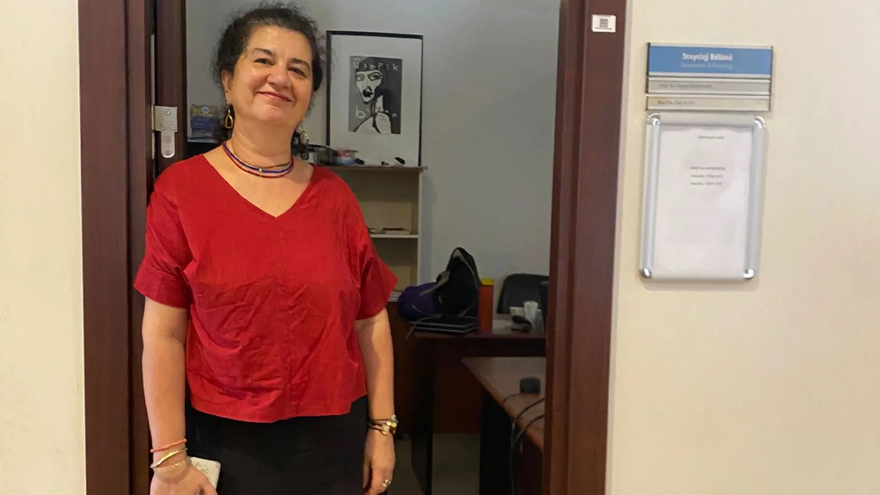 Sözleşmesi yenilenmeyen 150 akademisyenden biri olan Prof. Dr. Feryal Saygılıgil: Taciz iddiasını gündeme taşıdığım için baskı görüyordum, bu bir gözdağı!