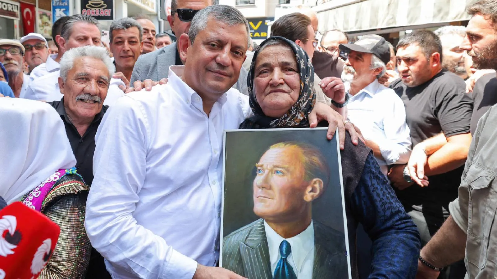 Özgür Özel: Türkiye’nin böyle bir vasata mahkum olmasına izin veremeyiz