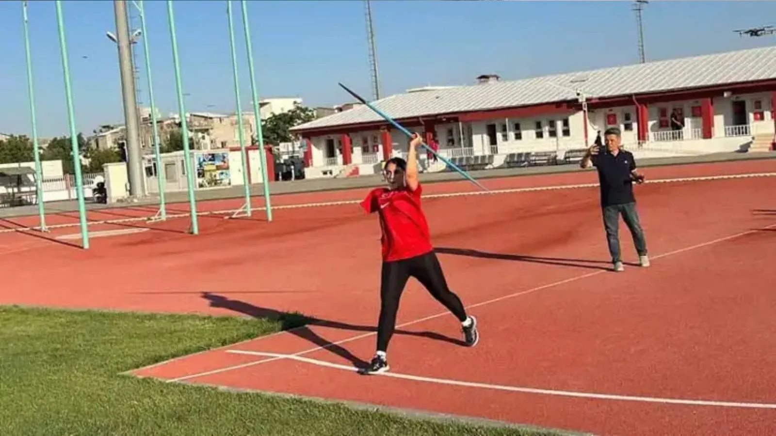 Enkazda ailesini ve kolunu kaybeden Türk para sporcu, 3 farklı branşta Türkiye şampiyonu oldu