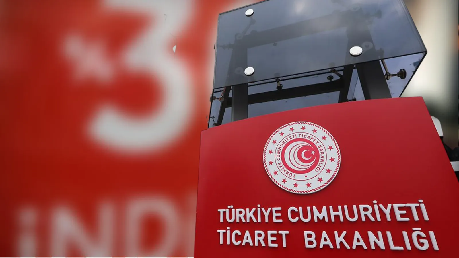 Bakanlıktan "vize garantisi" veren firmalara fren, "saç çıkarma" vaadine ağır ceza!