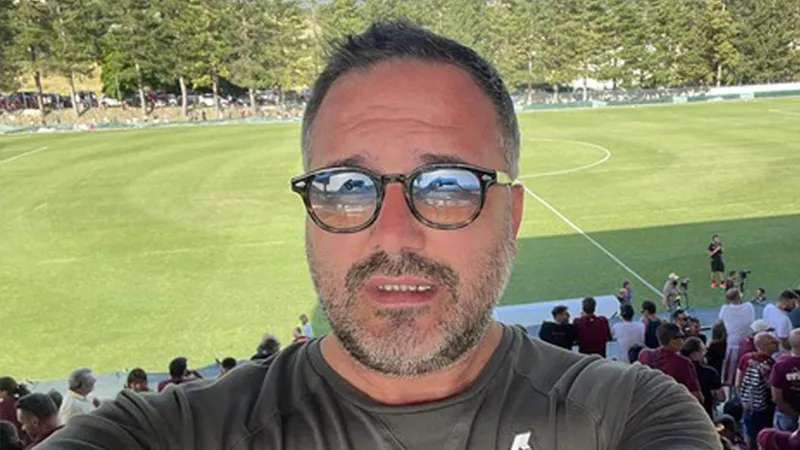 İtalyan spor gazetecisi Luis Esposito önce vurulmuş, sonra yakılmış!