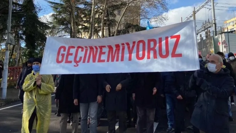 Çek altından yargıyı, geriye işte bu kalıyor!