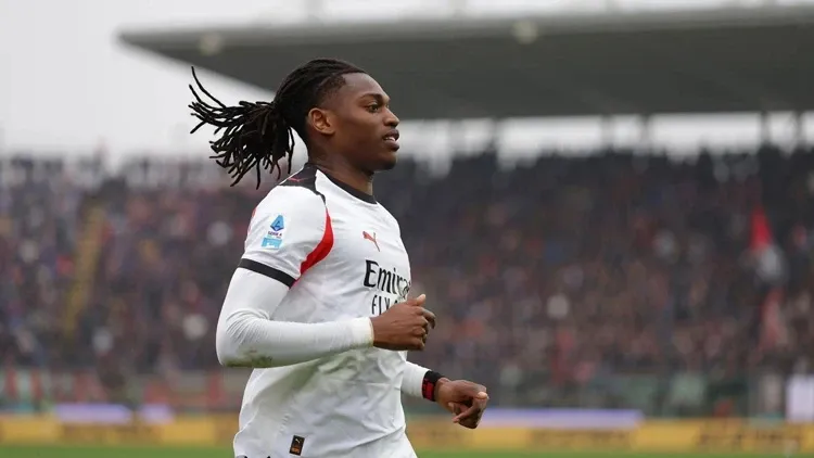 Galatasaray, Rafael Leao'nun transferi için görüşmelere başlandığını açıkladı