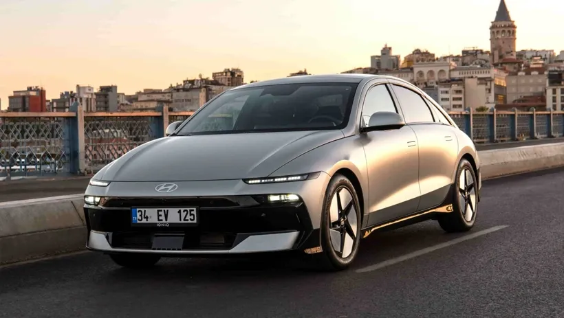 <p><strong data-start="1463" data-end="1477">3- HYUNDAI</strong><br data-start="1477" data-end="1480" />Hyundai ve Kia&rsquo;nın g&uuml;&ccedil;l&uuml; performansıyla grup satışları ilk altı ayda 3,4 milyon adedi aştı. Hyundai 2 milyona yaklaşırken, Kia yaklaşık 1,5 milyon ara&ccedil;la rekor seviyeye ulaştı.</p>