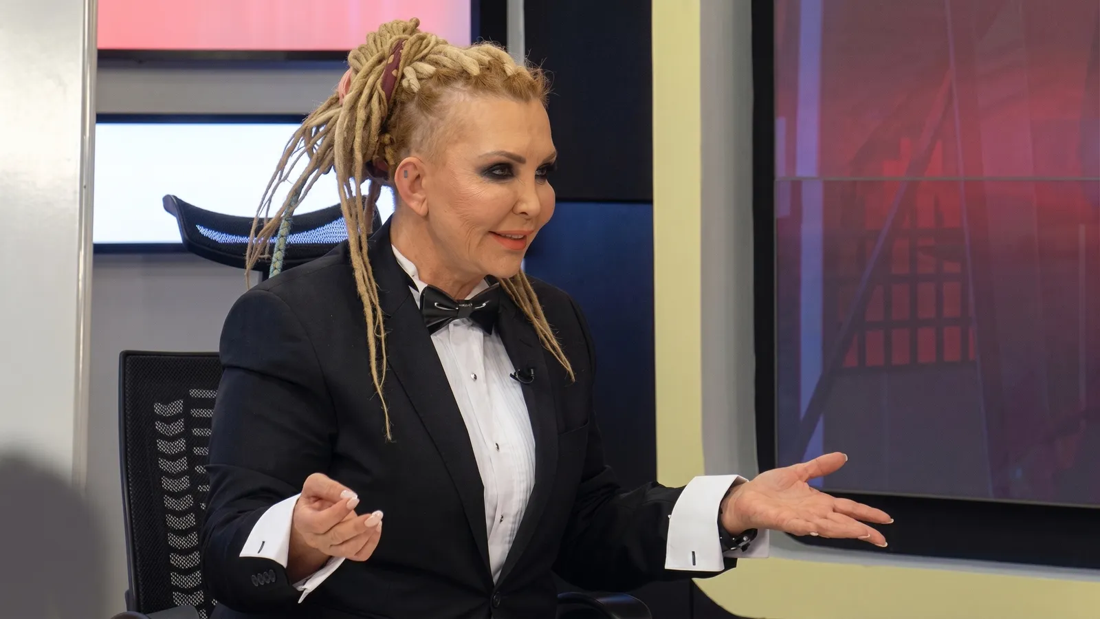 Sisi / Seyhan Soylu