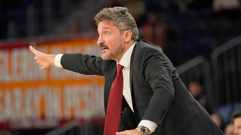 Galatasaray'da Gianmarco Pozzecco dönemi sona eriyor
