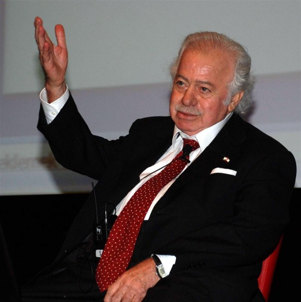 21 Ocak'ta ise Türk edebiyat öğretmeni, yazar İsmet Kür ve Kamuoyunda 'Deprem Dede' olarak bilinen Prof. Dr. Ahmet Mete Işıkara da vefat etti