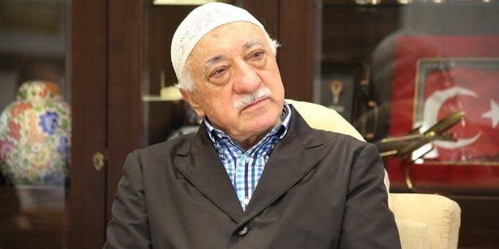 Ahmet Hakan: Fethullah Gülen'in yaptığına darbe girişimi bile diyemeyiz