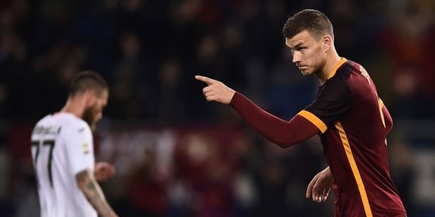 Galatasaray'ın istediği Dzeko son kararını verdi