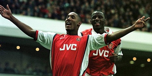 page_anelka-vieira-35-santimlik-penisiyle-yuzume-vurdu_616747423.jpg