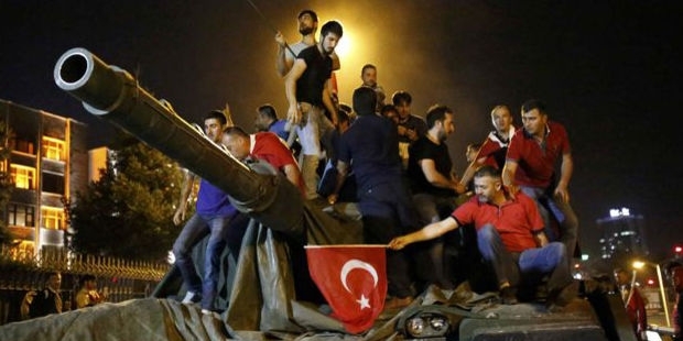 İstanbulspor - 🇹🇷 15 Temmuz hain darbe girişimine karşı canları