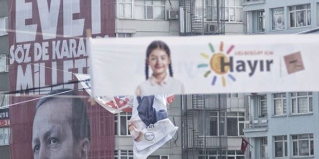 Résultat de recherche d'images pour ""Evet" için "Hayır"ın tam bin katı kamu kaynaklarından para harcandı!"
