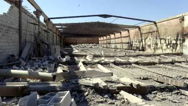 Şanlıurfa'da duvar işçilerin üzerine çöktü: 1 ölü, 1 yaralı
