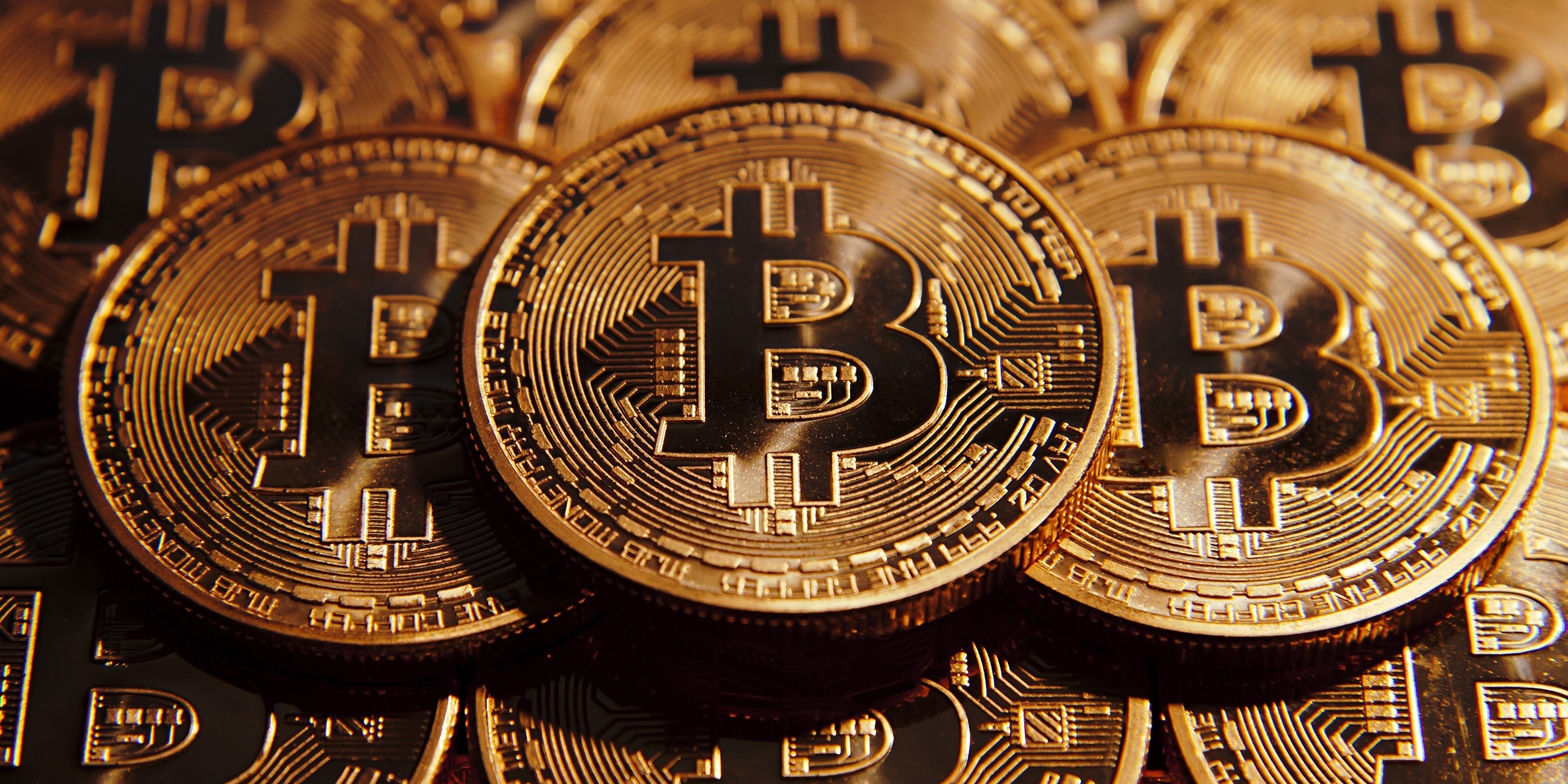 Bitcoin 6 Saatte 2 Bin 400 Dolar Kay p Ya ad 