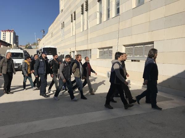 Elazığ'da 13 PKK şüphelisi adliyede