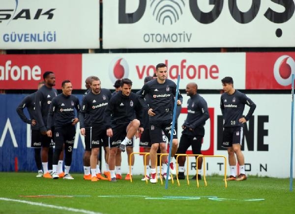 Beşiktaş, Aytemiz Alanyaspor maçına hazırlanıyor