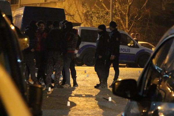 Beyoğlu'nda silahlı çatışma: 1 yaralı