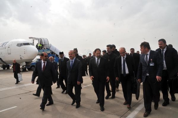 Diyanet İşleri Başkanı Erbaş, Yüksekova'da