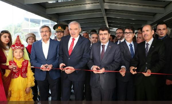  İstanbul'da renkli nevruz kutlaması 