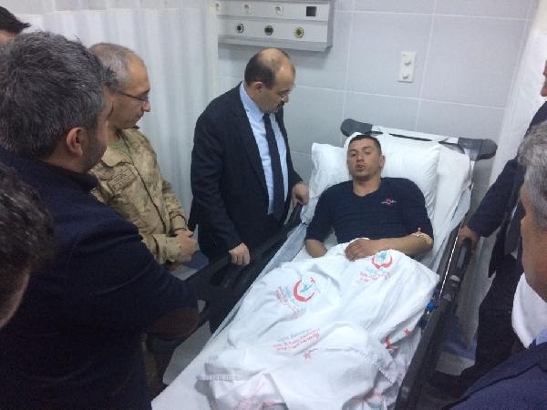 PKK'lı teröristler Bitlis'te odunculara saldırdı: 1 ölü, 4 yaralı (2)