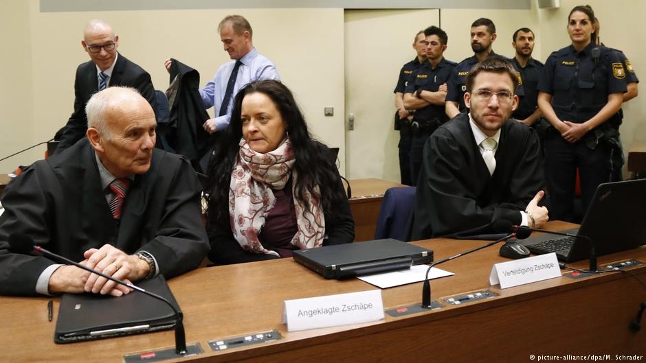 Zschäpe'nin avukatı: Müvekkilim cinayetlerde suç ortağı değil